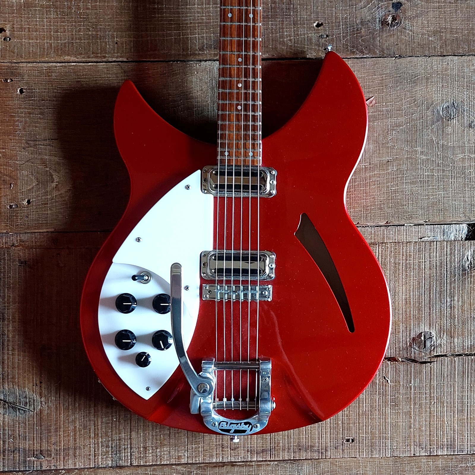 2014 Rickenbacker 330 Lefty